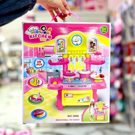 مطبخ الأطفال الملون